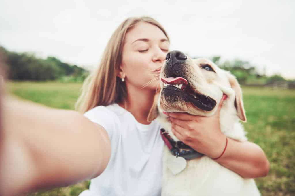 7 طرق تعلمك كيف تتكلم مع الكلاب
